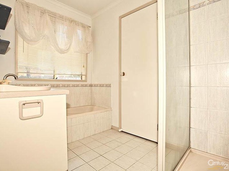 10 John Wedge Wynd, Skye VIC 3977