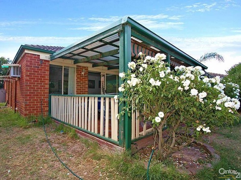 10 John Wedge Wynd, Skye VIC 3977