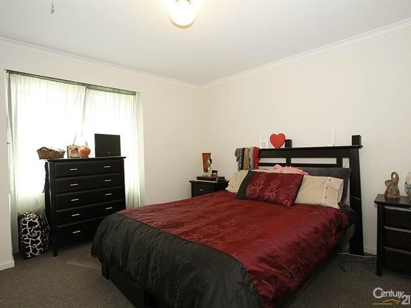 6 Glendale Close, Langwarrin VIC 3910