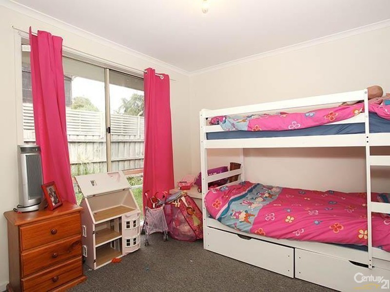 6 Glendale Close, Langwarrin VIC 3910