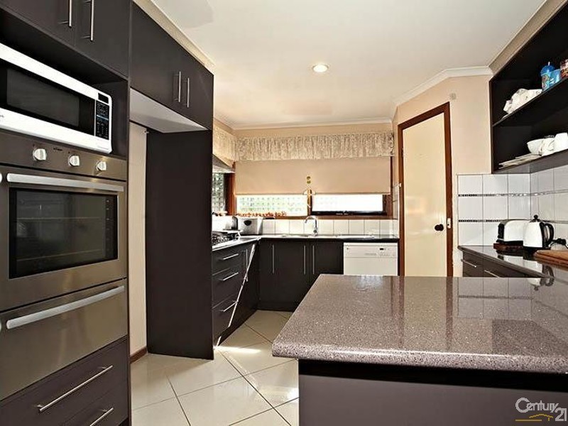 10 Lipton Drive, Frankston VIC 3199