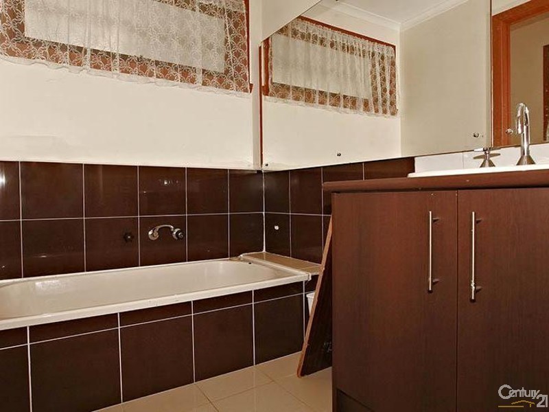 10 Lipton Drive, Frankston VIC 3199