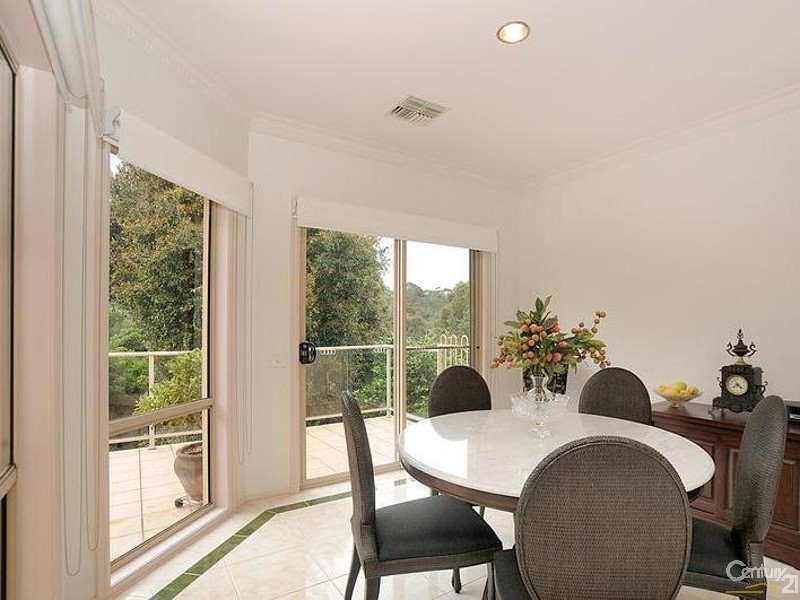 5 Sweetfern Dell, Frankston South VIC 3199