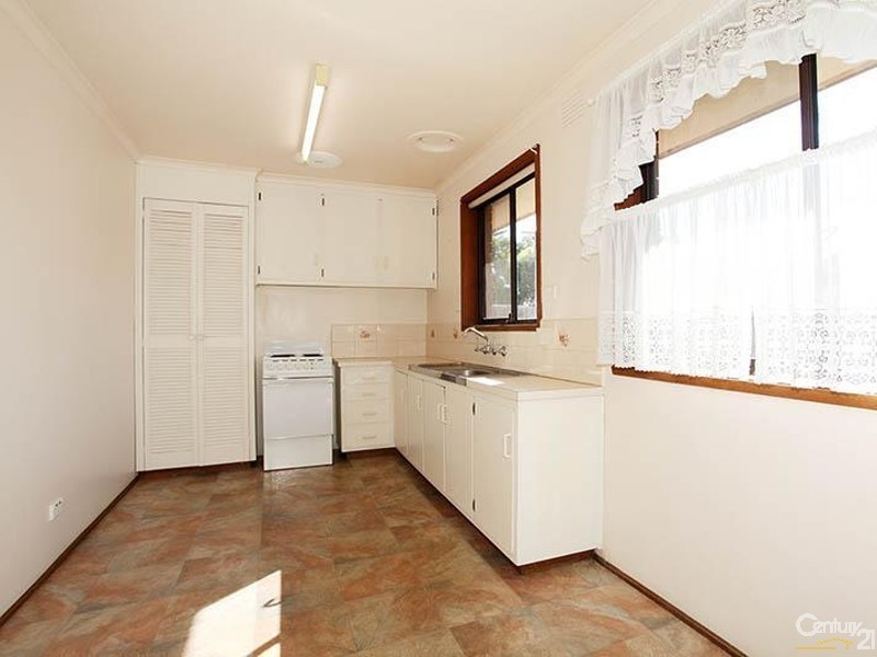 11 Hood Street, Frankston VIC 3199