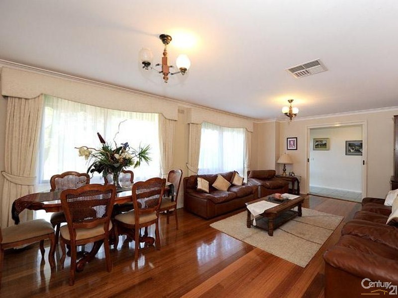 4 Elinga Court, Frankston VIC 3199