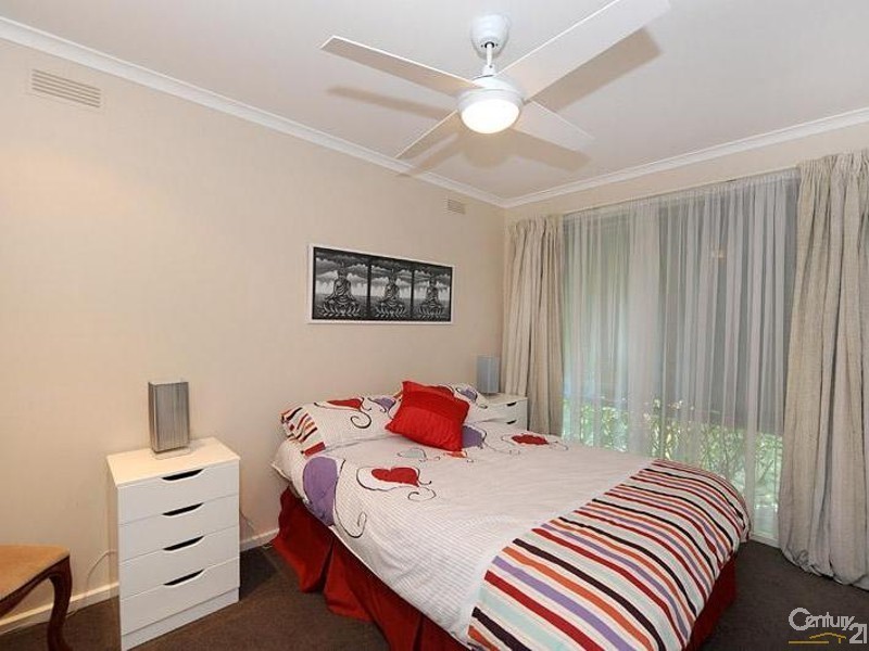 4 Elinga Court, Frankston VIC 3199