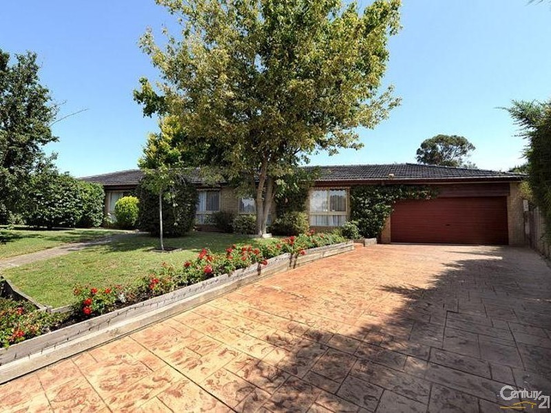 4 Elinga Court, Frankston VIC 3199