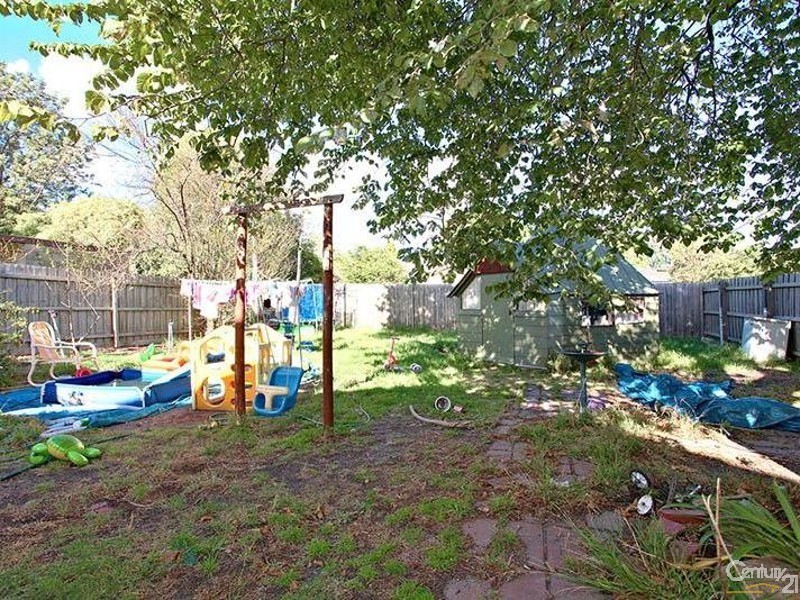 24 Aleppo Crescent, Frankston North VIC 3200