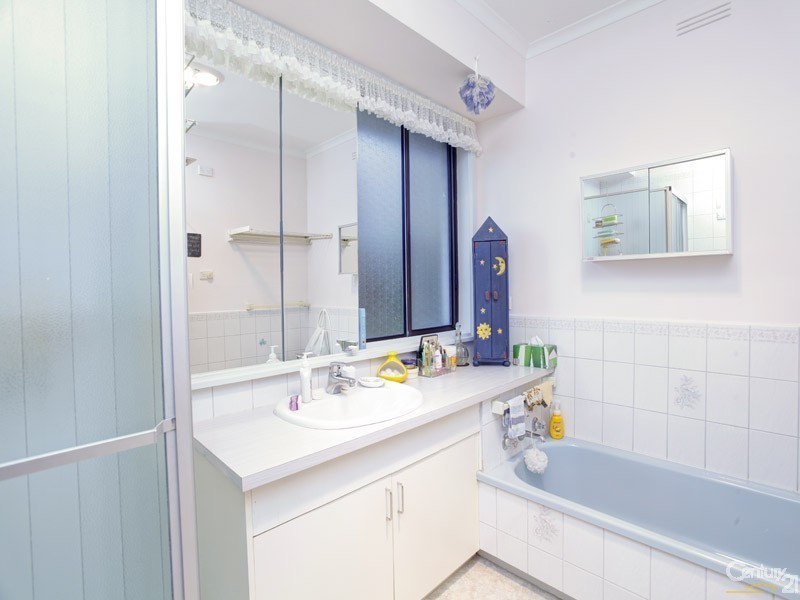 6 Morris Court, Frankston VIC 3199