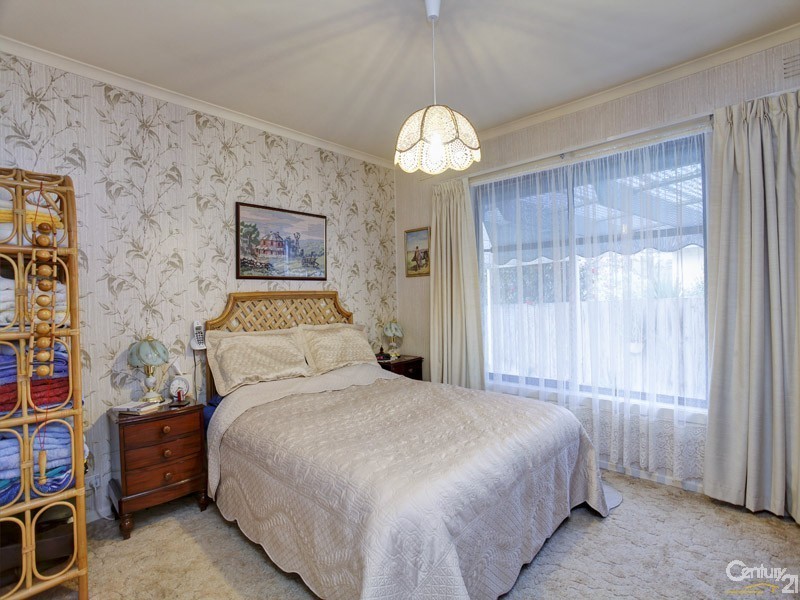 6 Morris Court, Frankston VIC 3199