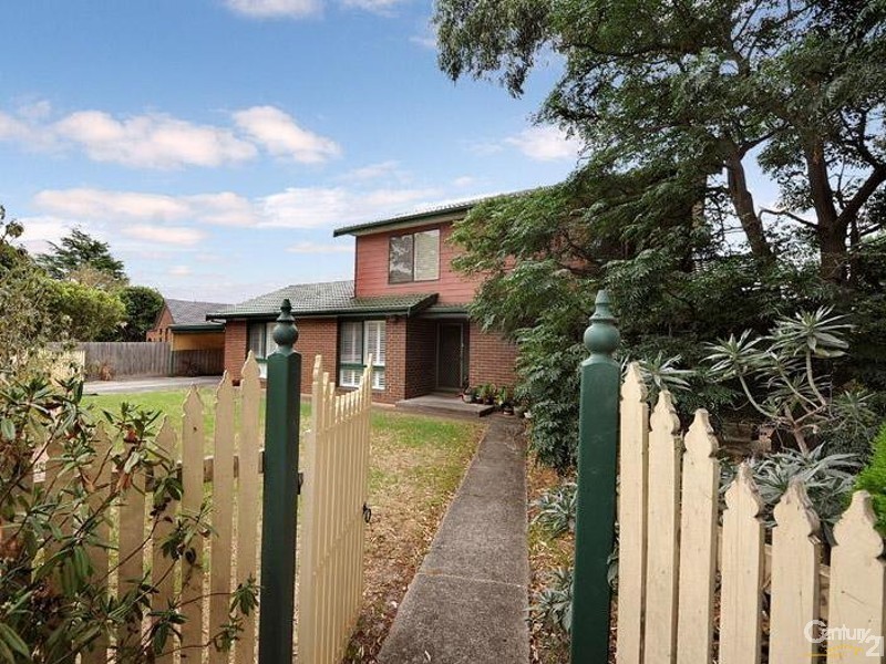 1 Illawarra Close, Frankston VIC 3199