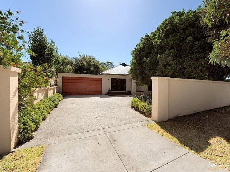 23 Liddesdale Avenue, Frankston South VIC 3199