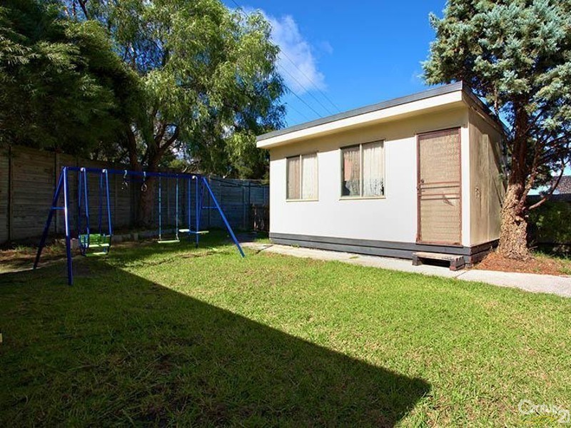 23 Swift Street, Frankston VIC 3199