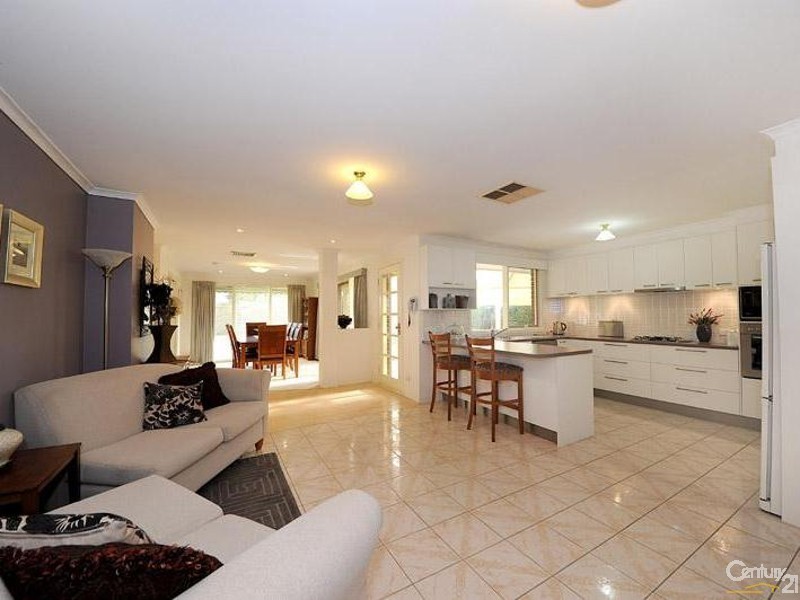 8 Jude Court, Aspendale Gardens VIC 3195