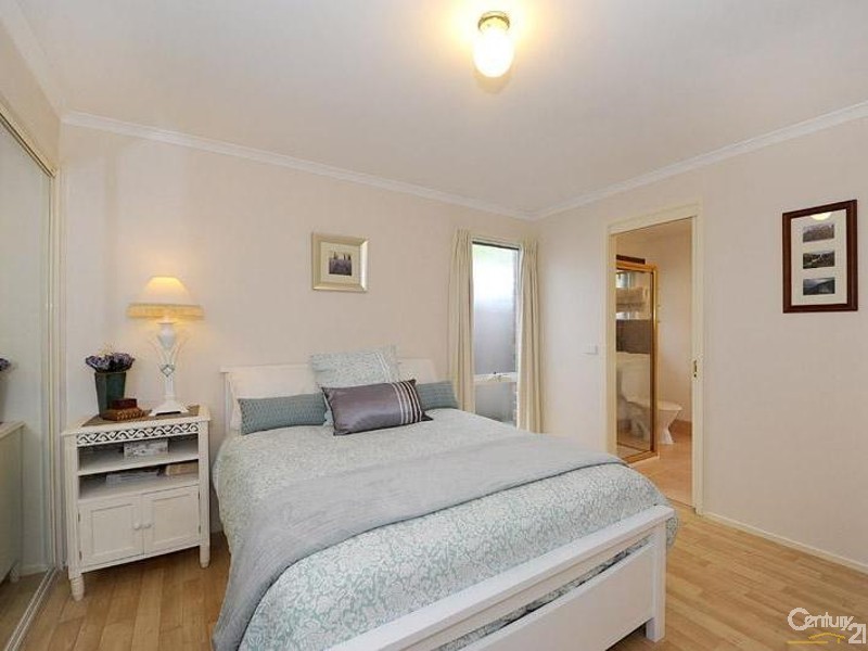 8 Jude Court, Aspendale Gardens VIC 3195