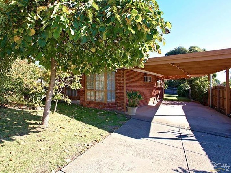 11 Impressa Close, Langwarrin VIC 3910