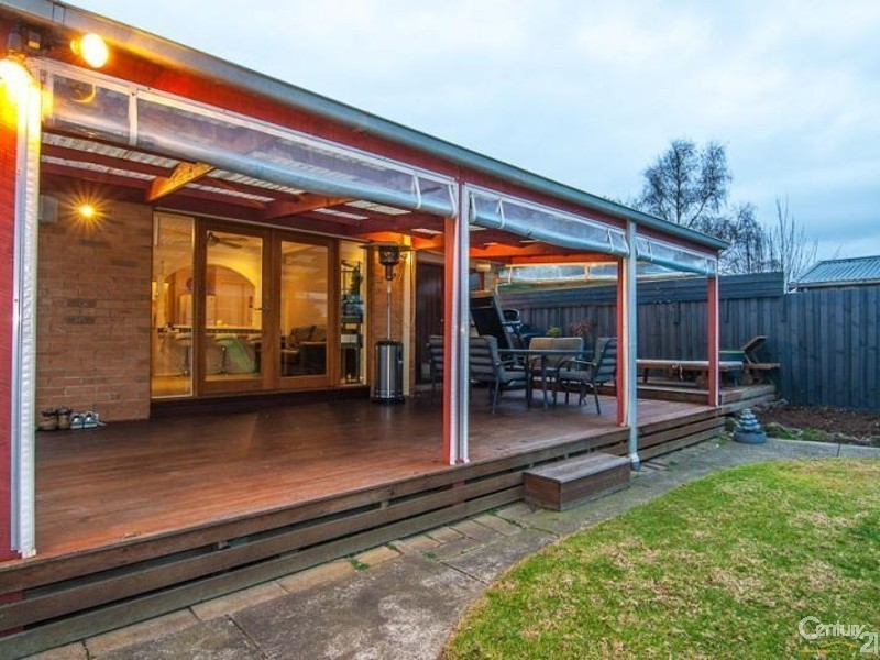 11 Galway Street, Seaford VIC 3198