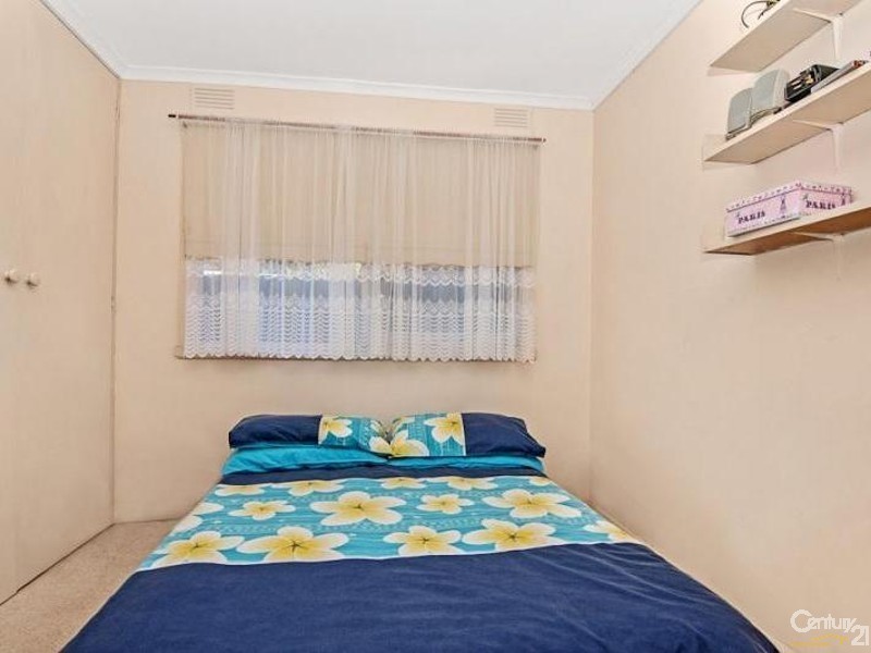 8 Olympic Avenue, Frankston VIC 3199