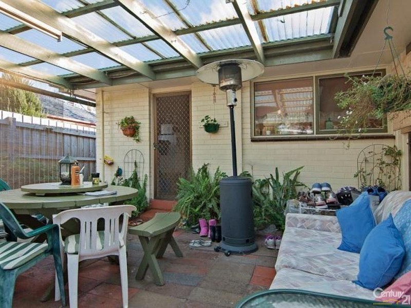 8 Olympic Avenue, Frankston VIC 3199