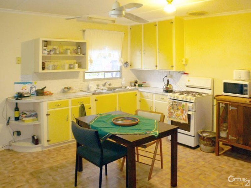 37 Aleppo Crescent, Frankston North VIC 3200