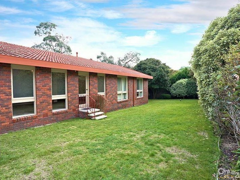 2 Crathie Court, Frankston VIC 3199