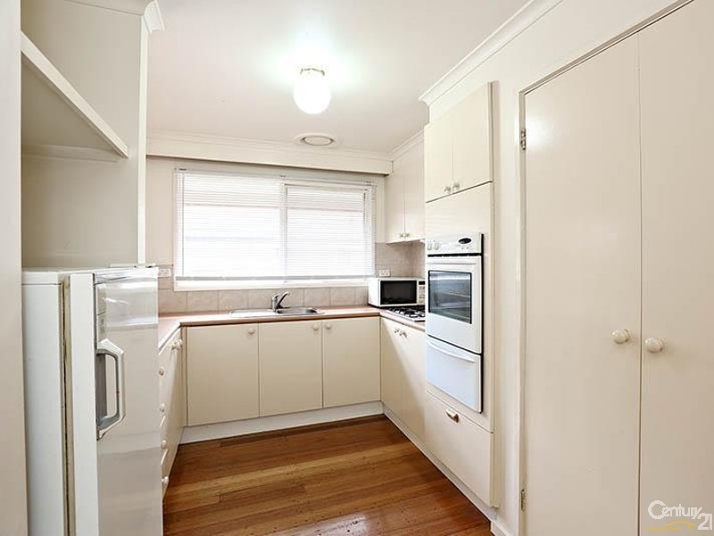 2 Crathie Court, Frankston VIC 3199