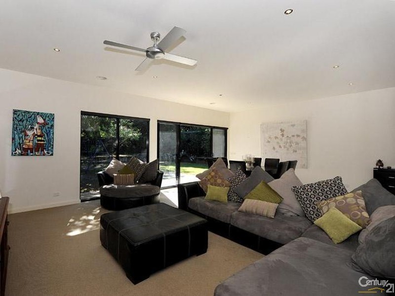 23 Liddesdale Avenue, Frankston South VIC 3199
