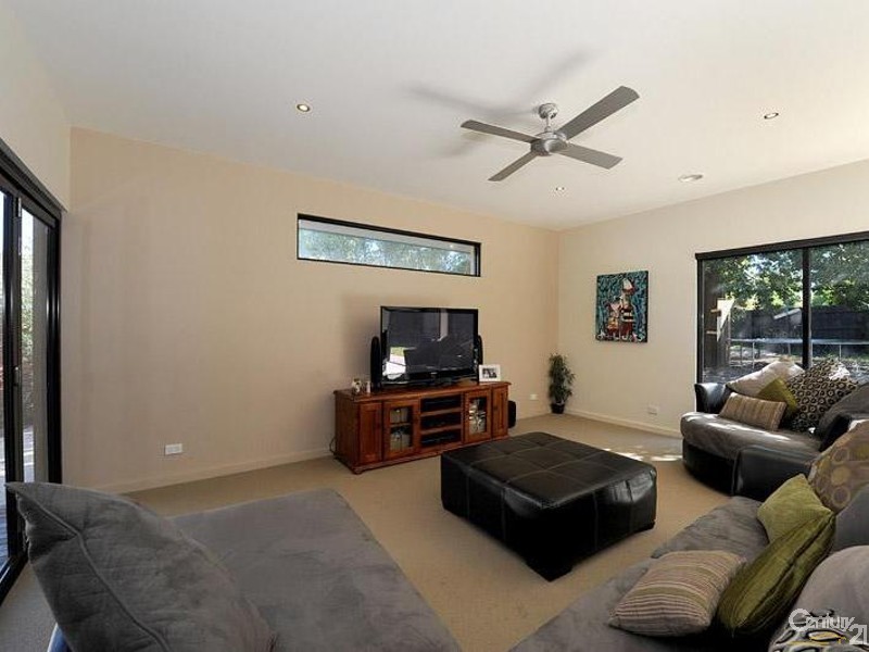 23 Liddesdale Avenue, Frankston South VIC 3199