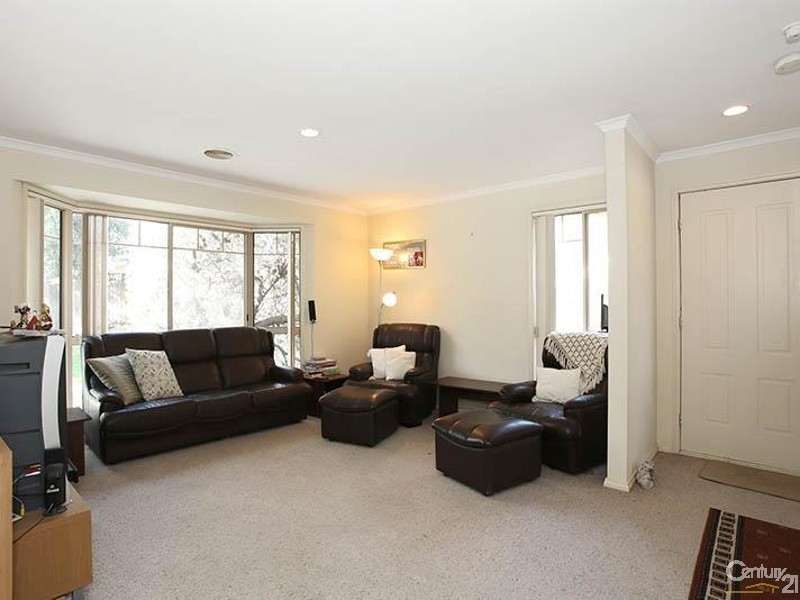 2/61 Nursery Avenue, Frankston VIC 3199