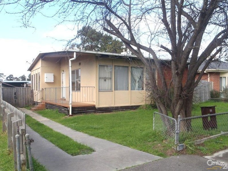 16 Candlebark Crescent, Frankston North VIC 3200