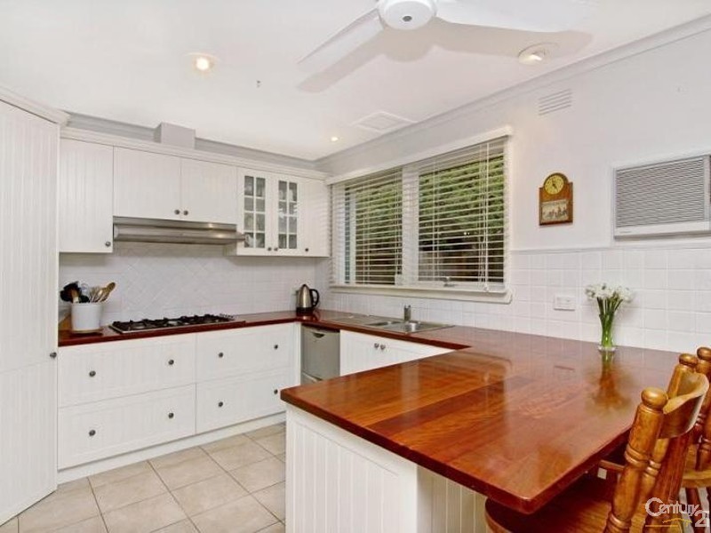 24 Baileyana Street, Frankston South VIC 3199