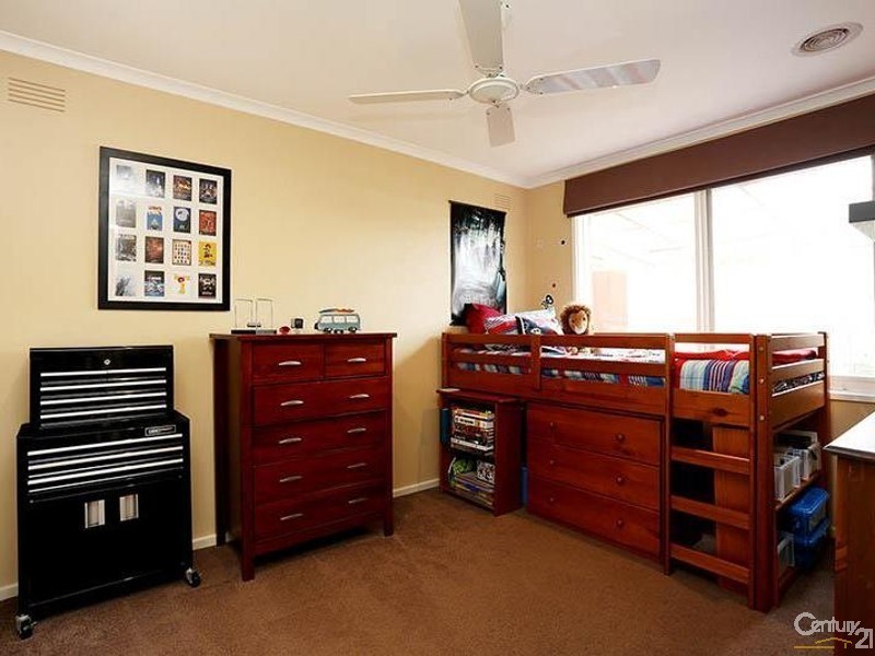 8 Acton Close, Frankston VIC 3199