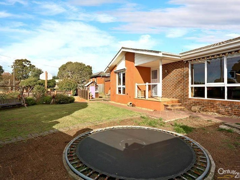 8 Acton Close, Frankston VIC 3199