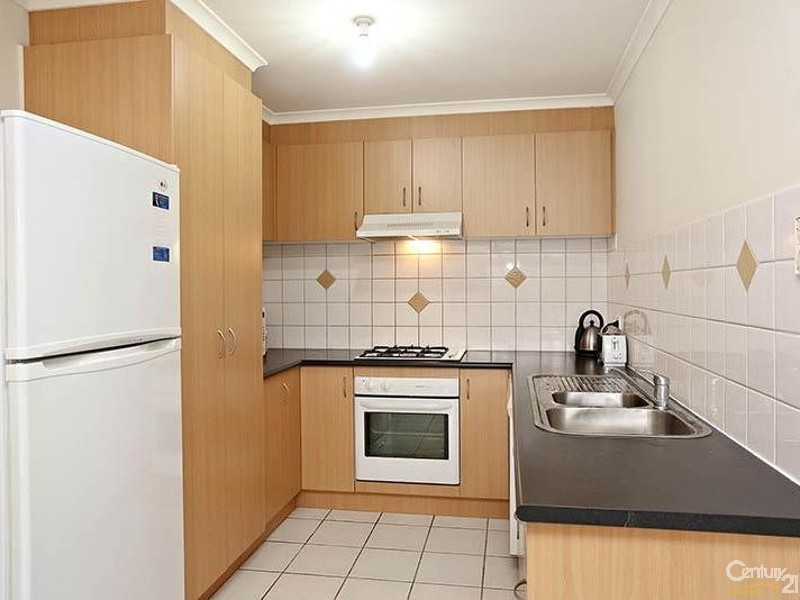 2/64 Lardner Road, Frankston VIC 3199