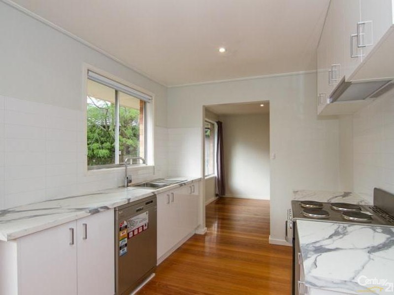 6 Windsor Court, Frankston VIC 3199