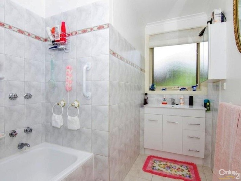 12 Mallee Street, Frankston North VIC 3200