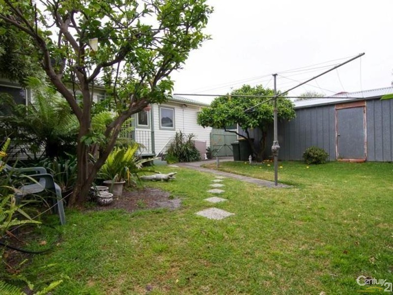 12 Mallee Street, Frankston North VIC 3200