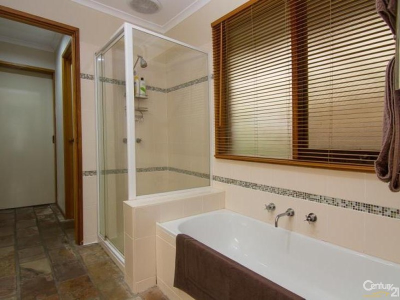 82 North Gateway, Langwarrin VIC 3910