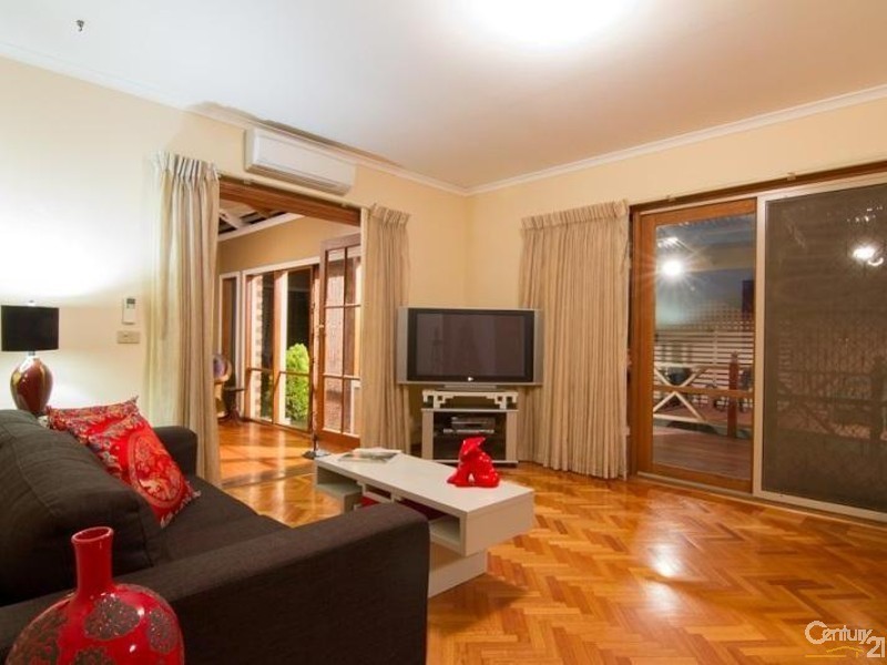 8 Diana Court, Langwarrin VIC 3910