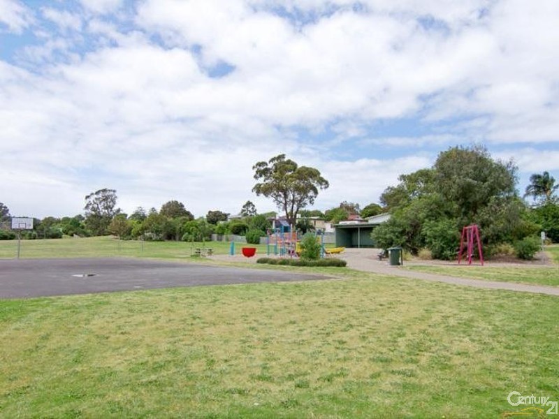 1/99 Kars Street, Frankston VIC 3199