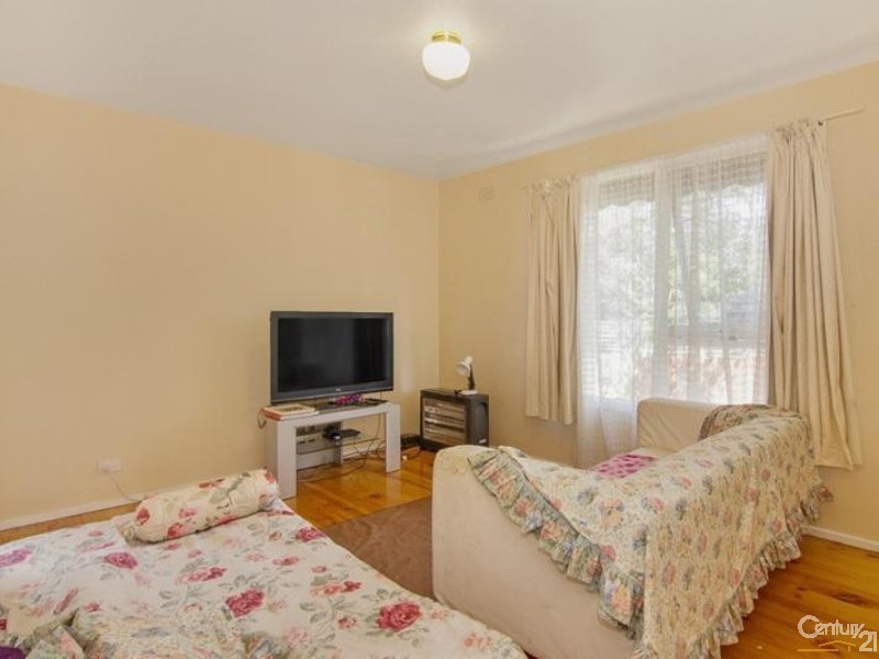 6 Narambi Crescent, Frankston VIC 3199