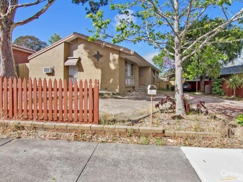 6 Narambi Crescent, Frankston VIC 3199