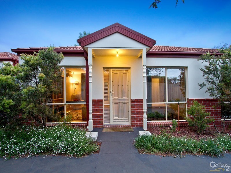 2/2 Lawrey Street, Frankston VIC 3199