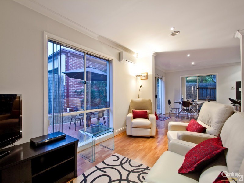 2/2 Lawrey Street, Frankston VIC 3199