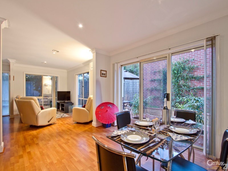 2/2 Lawrey Street, Frankston VIC 3199