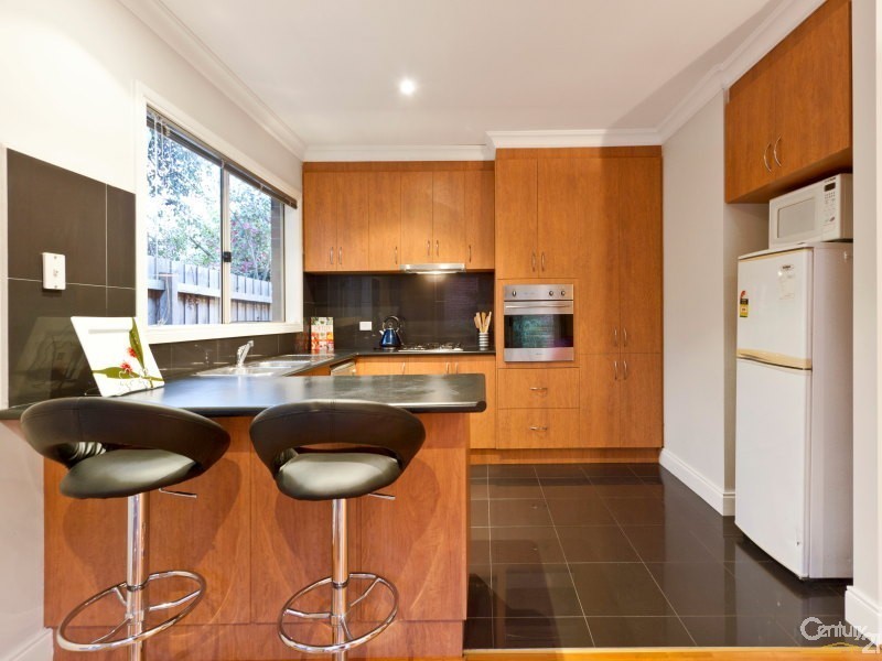 2/2 Lawrey Street, Frankston VIC 3199