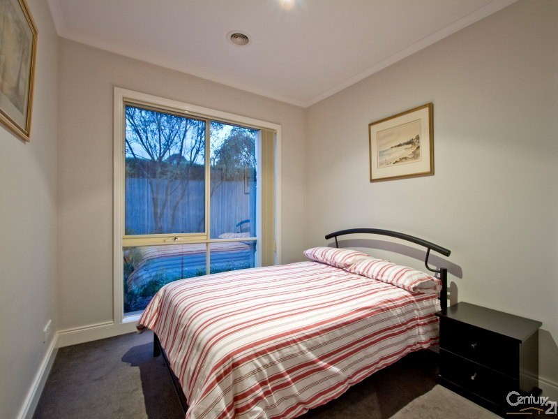 2/2 Lawrey Street, Frankston VIC 3199