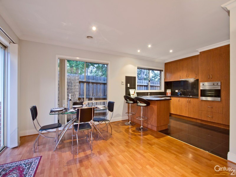 2/2 Lawrey Street, Frankston VIC 3199