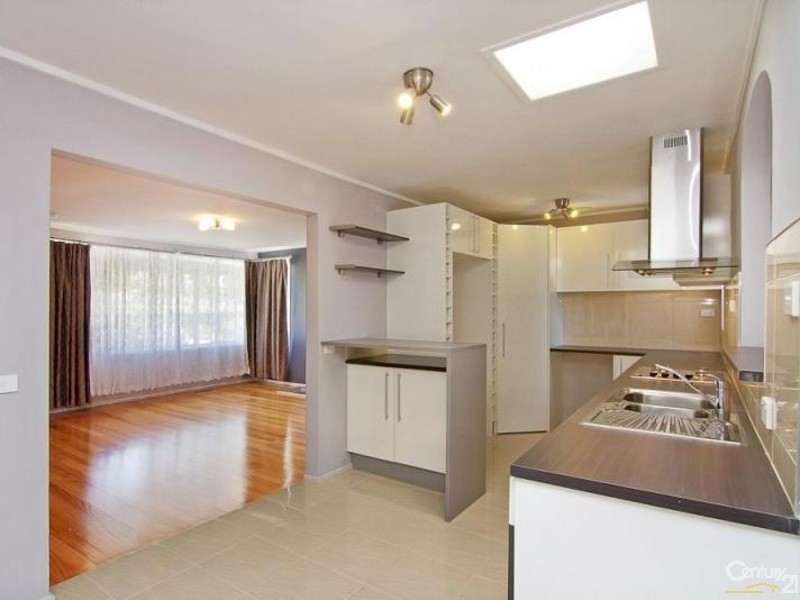 20 Frallon Crescent, Frankston VIC 3199