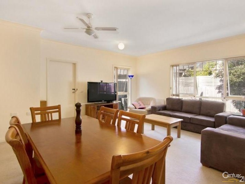 2/3 Seaford Road, Seaford VIC 3198
